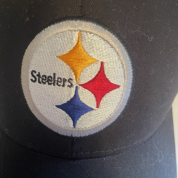 Pittsburgh Steelers NFL Football Team Apparel Adjustable Black Cap Logo Hat - Picture 2 of 9